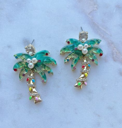 A photo of the Christmas Palm Earrings in Green product