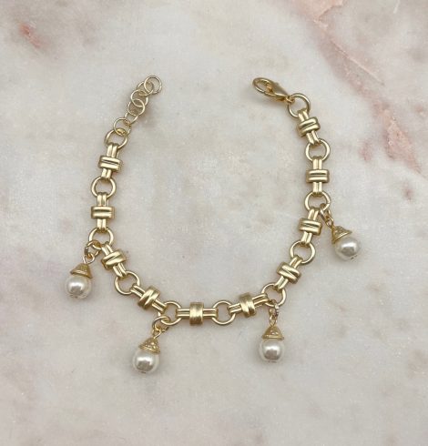 A photo of the Classy Pearl Toggle Bracelet product