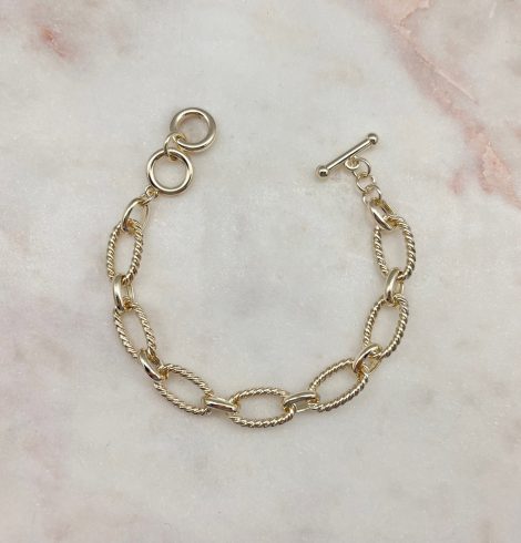A photo of the Gold Cable Link Toggle Bracelet product