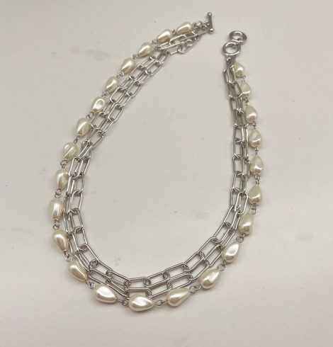 A photo of the Izzy Necklace in Silver product