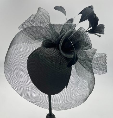 A photo of the Elsa Fascinator in Black product