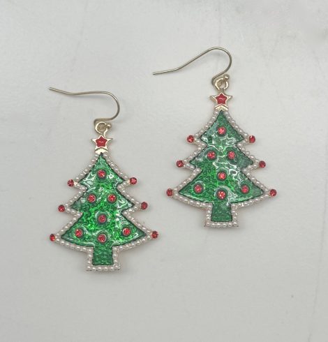 A photo of the Christmas Tree Earrings with Pearls in Green product